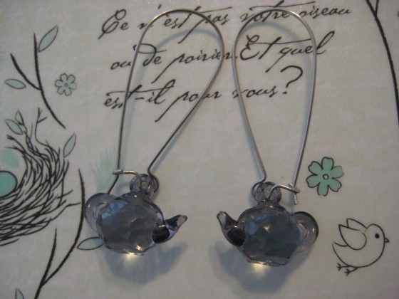 teapot earrings - Oolong Owl tea blog (1)
