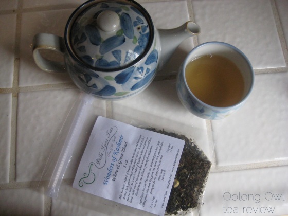 Wonders of Kashmir from Della Terra Teas - Oolong Owl tea review (4)